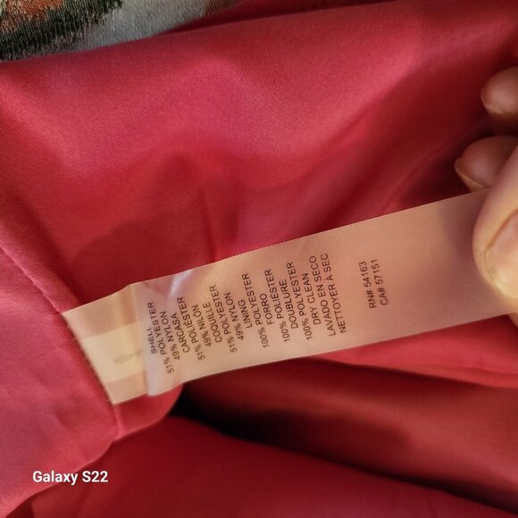 Vince Camuto Floral Cap Sleeve Pleated Dress. NWT. Size: various - Picture 13 of 15